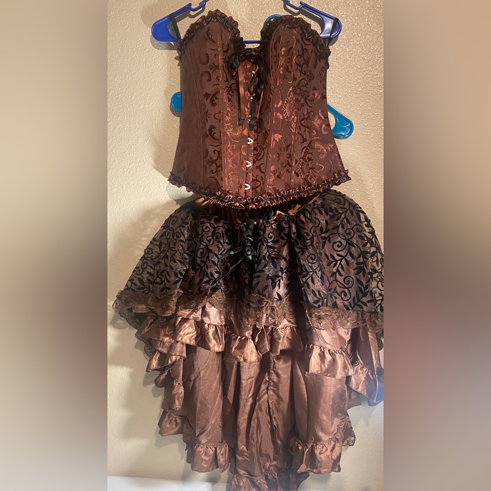 Women's Asymmetric Lace Steampunk Skirt and Shaping Dress Court Corset.